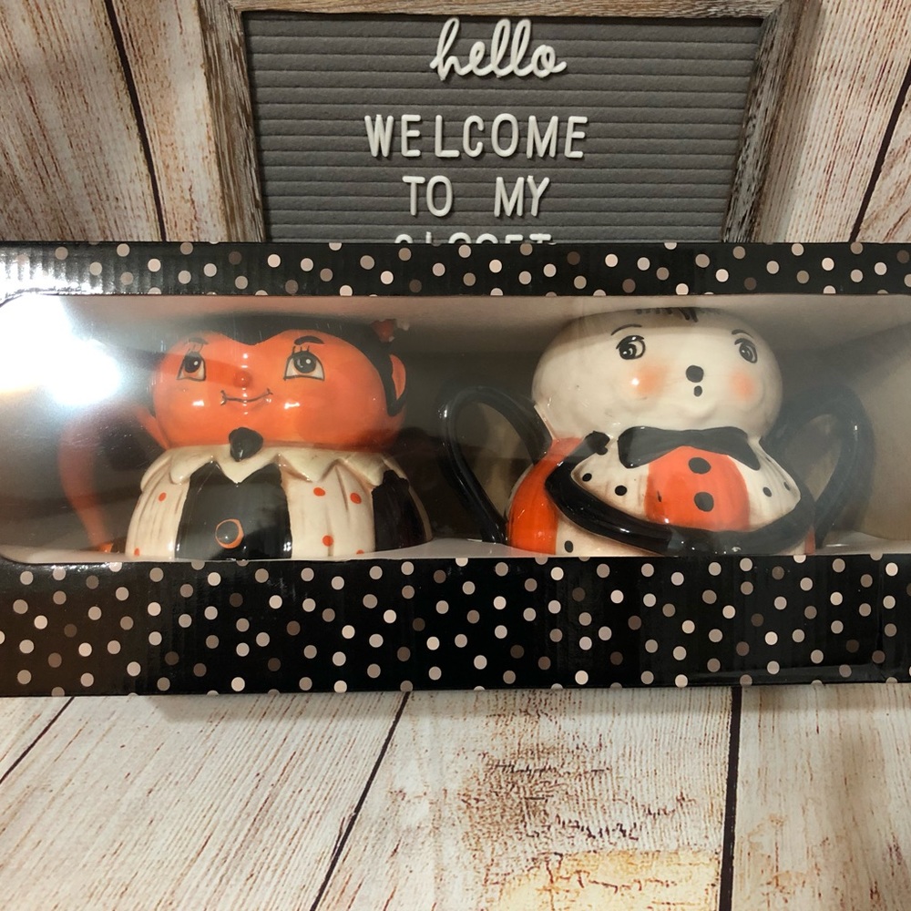 JOHANNA PARKER Design Pumpkin Peep Mugs Set NIB